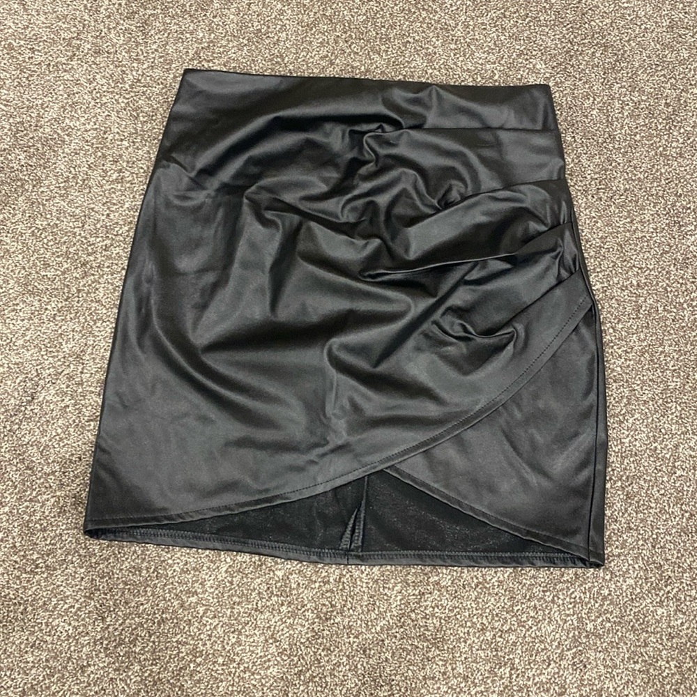 Leather skirt 🖤